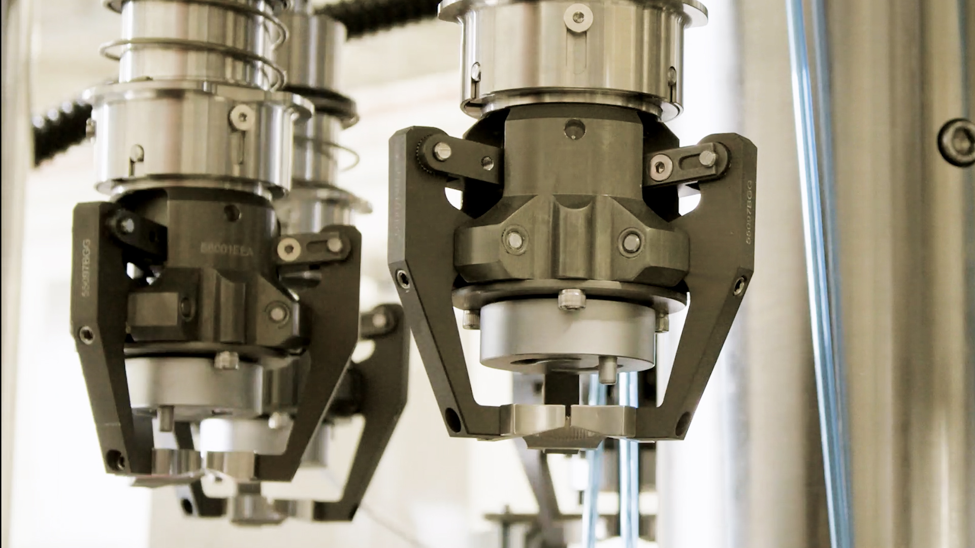 SPC Capper Pump Chuck Template_2019.00_02_31_12.Still013